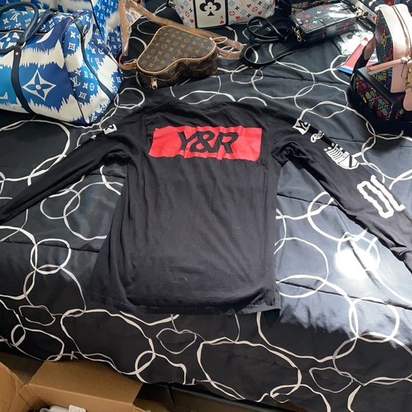 Young and reckless long sleeve t - Picture 2 of 3